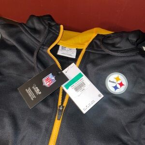 Men’s XL nike thermafit steeler’s zip up hoodie.